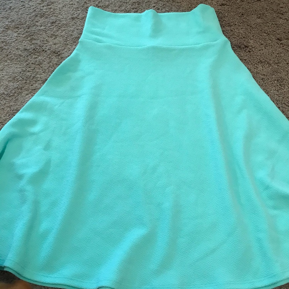 LuLaRoe Azure skirt, size small